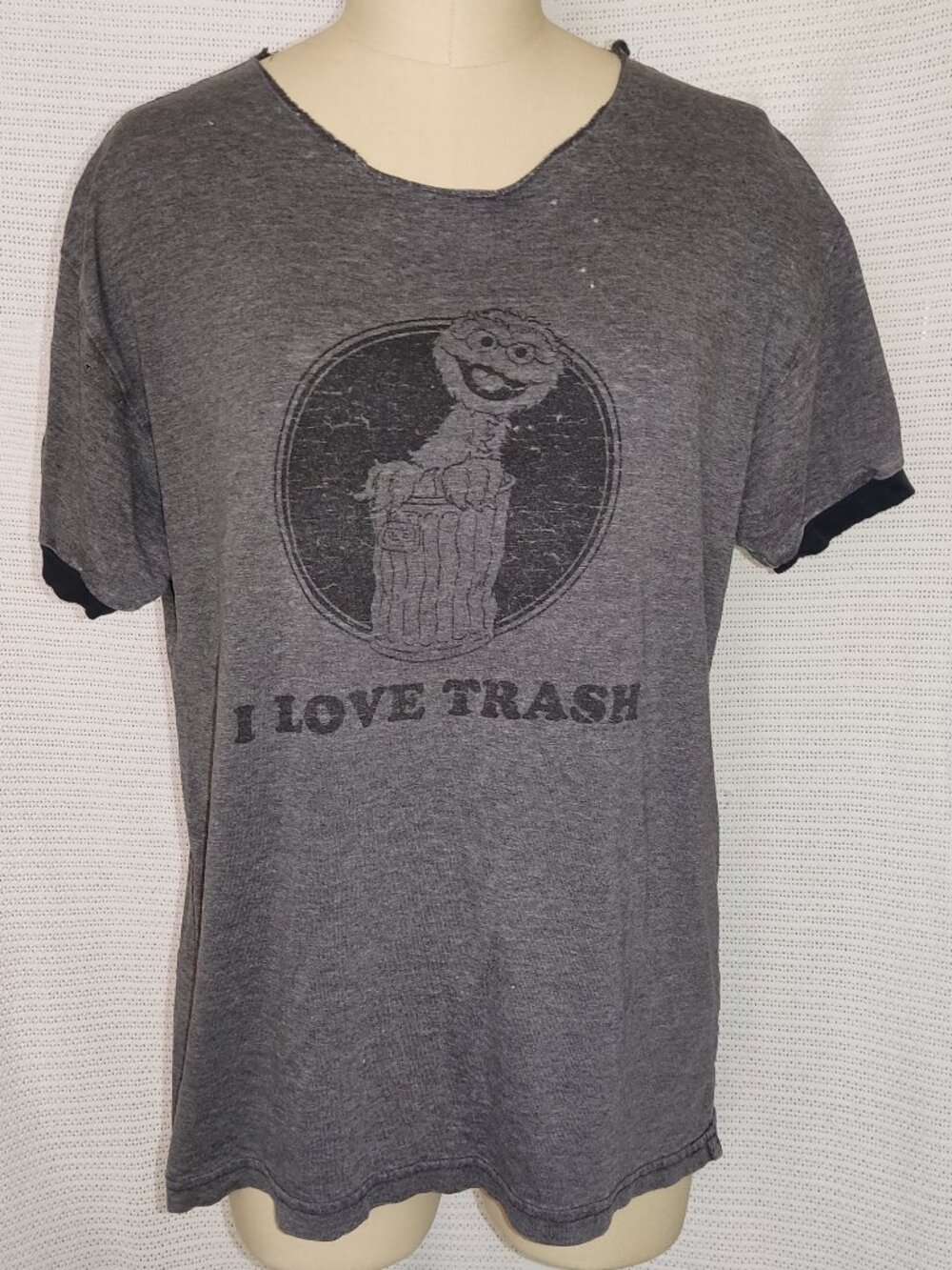 Sesame Street | Oscar The Grouch | t-shirt